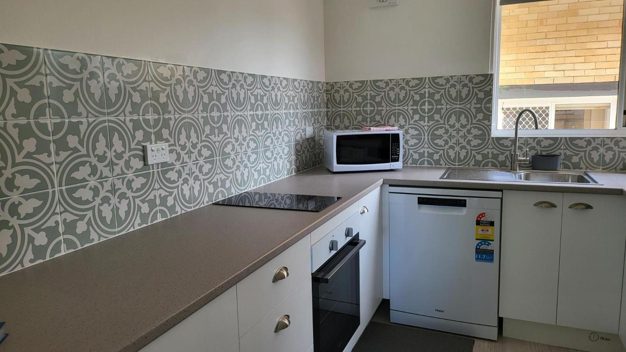 Husky 19 Beautifully Appointed Apartments - Great Location - In The Heart Of Husky Huskisson Eksteriør bilde
