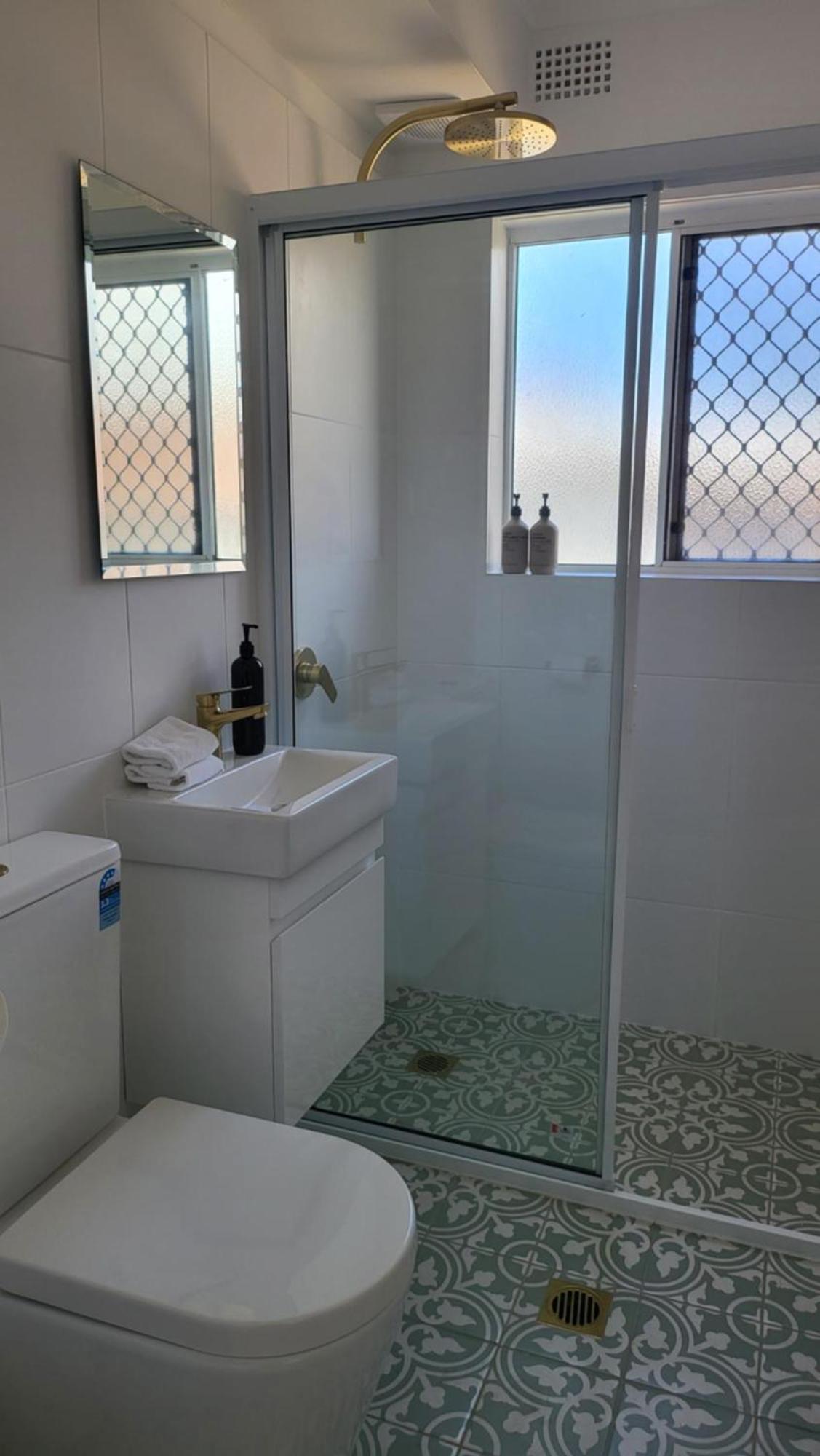 Husky 19 Beautifully Appointed Apartments - Great Location - In The Heart Of Husky Huskisson Eksteriør bilde