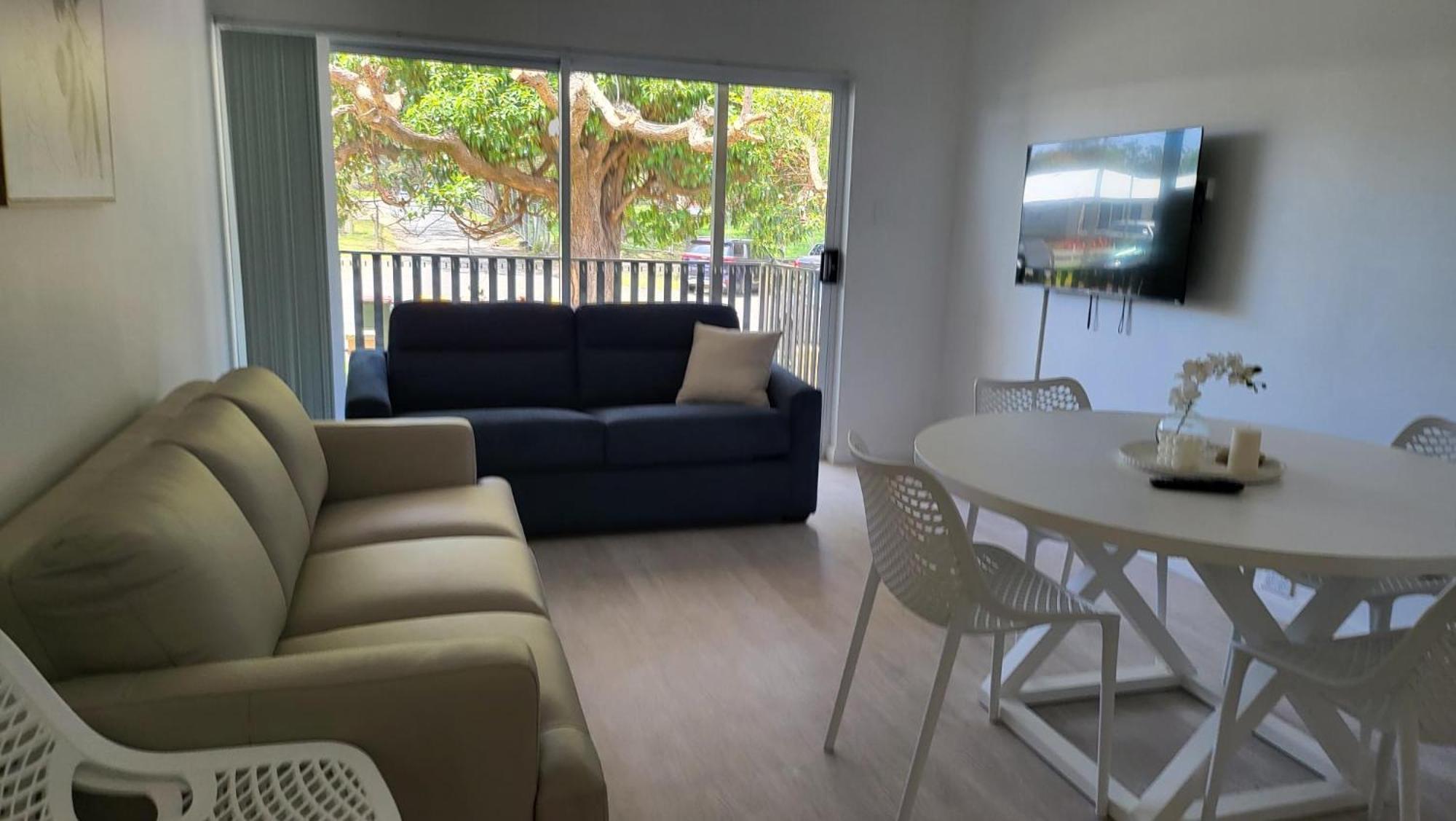 Husky 19 Beautifully Appointed Apartments - Great Location - In The Heart Of Husky Huskisson Eksteriør bilde