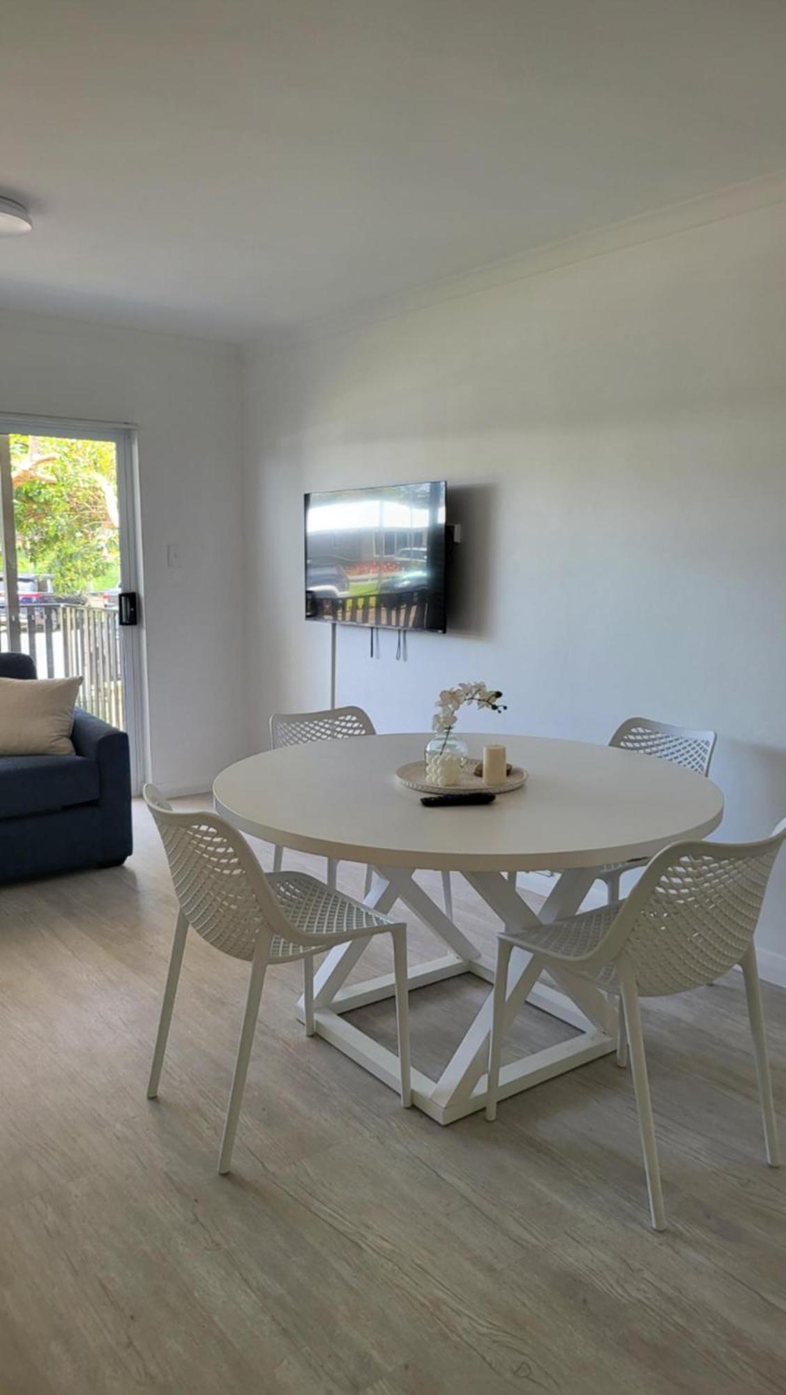 Husky 19 Beautifully Appointed Apartments - Great Location - In The Heart Of Husky Huskisson Eksteriør bilde